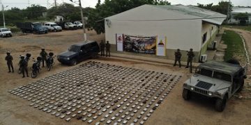 Se fortalece la ofensiva militar contra el narcotráfico, el Ejército Nacional incauta más de 600 kilogramos de clorhidrato de cocaína en La Guajira