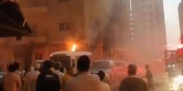 A 49 se eleva la cifra de personas muertas tras incendio en edificio de trabajadores, la mayoría migrantes, en Kuwait