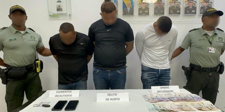 Tres capturados señalados de hacer paseo millonario a un turista israelí