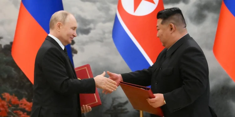 Kim Jong-un y Putin firman histórico tratado de asociación estratégica entre RPDC y Rusia