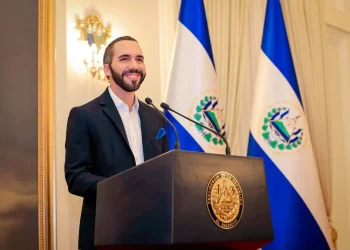 El mundo aplaude reelección del presidente de El Salvador