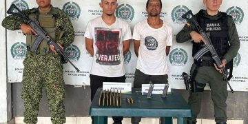 Bajo la fachada de vendedores de plátano cayeron dos integrantes del Clan del Golfo con material de guerra encaletada