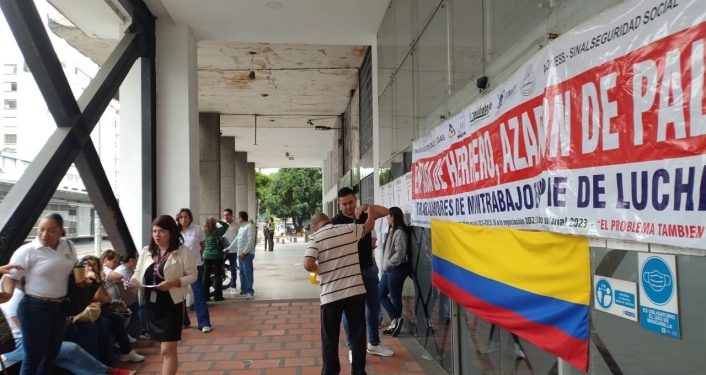 Sigue huelga en el Ministerio de Trabajo y convocan para este martes una mesa de diálogo