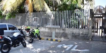 Hombre fue asesinado a bala cuando iba en su moto, en Soledad