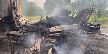 Tras suspensión de diálogos, Fuerzas Militares van tras cabecilla que ordenó atentado en Arauca