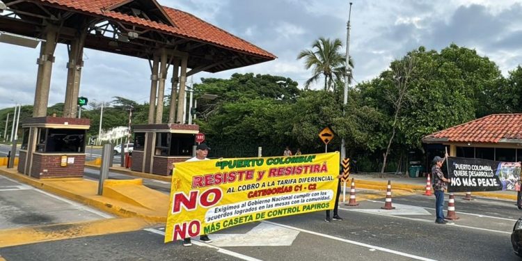 Se registran bloqueos intermitentes en Papiros por el inicio del cobro del peaje
