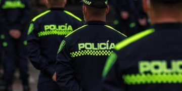Procuraduría sancionó con destitución e inhabilidad por 17 años a oficial de la Policía que acosó laboralmente a subalterna