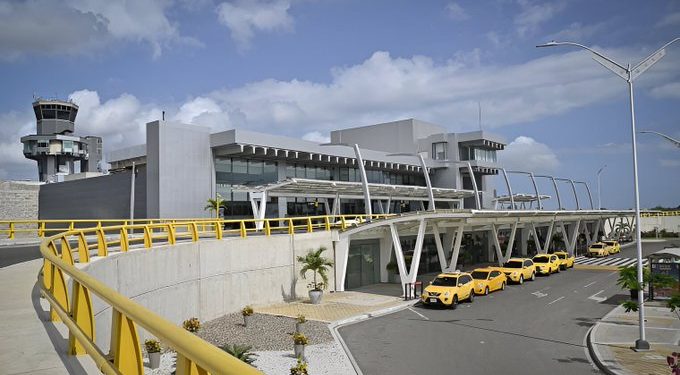 El aeropuerto Ernesto Cortissoz regresa bajo la gestión de la Aerocivil tras dos concesiones fallidas