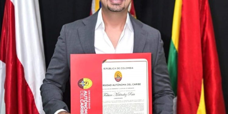 Edil Fabián Melendez: Egresado destacado por Uniautónoma