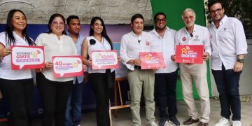 Gobernación del Atlántico y MinTIC firman convenios para llevar conectividad e inteligencia artificial a los atlanticenses
