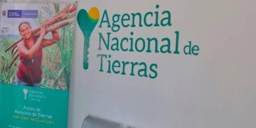 Senado exige investigación sobre posibles trabajos de inteligencia en la Agencia de Tierras