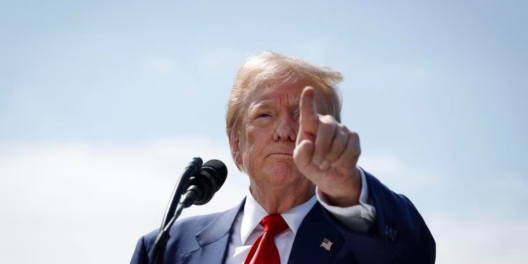 Un detenido en el campo de golf de Trump: ¿Pretendía atacar al expresidente?