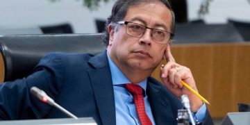 Fundación para la Libertad de Prensa – FLIP rechaza comentarios del presidente Petro sobre periodistas: “incentiva la violencia”