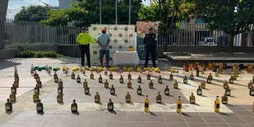 La Policía en Cartagena desmantela embotelladora clandestina de licor adulterado