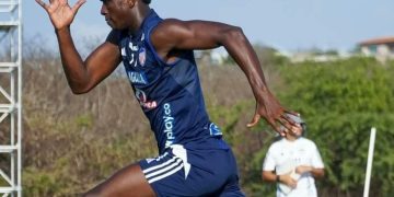 ¡Preocupación en Junior! Yeferson Moreno se retira de la práctica por una molestia muscular
