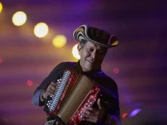 Oraciones y esperanza por la salud del acordeonero Egidio Cuadrado
