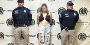 Capturan a mujer que engañaba a hombres por apps para robarlos