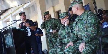 Con nuevas camionetas para el Ejército, alcalde Char sigue fortaleciendo la seguridad en Barranquilla