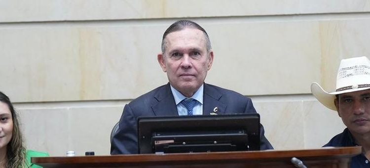 Cepeda califica de “Nueva agresión” propuesta de llevarse la Selección Colombia de Barranquilla