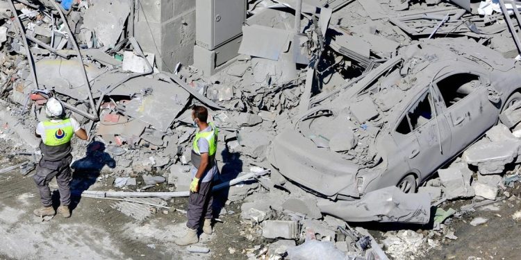 Ataque israelí contra zona de mayoría cristiana en Líbano deja 18 muertos