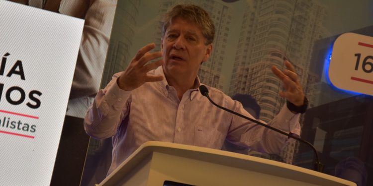 Bruce Mac Master: “La reforma laboral es miope y no resuelve el desempleo ni la informalidad”