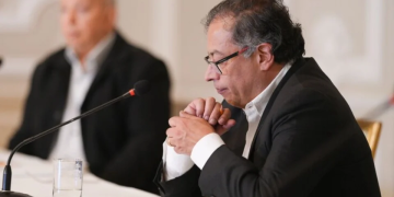 Gobierno prorrogó por 6 meses cese al fuego con 3 bloques del EMC