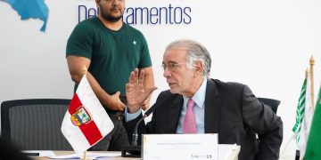 Gobernador Eduardo Verano requiere “franqueza y honestidad” en debate sobre regalías para los territorios