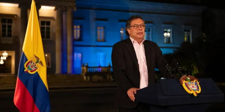 Presidente Petro se reunirá con el cuerpo diplomático para explicar situación del CNE