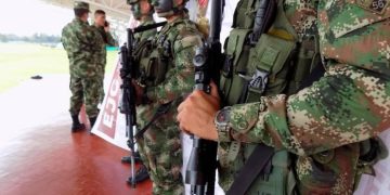 60 soldados fueron retenidos por 250 campesinos en el Cauca