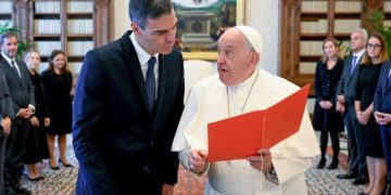 Papa Francisco se reunió con presidente de España y mostró su preocupación por Medio Oriente