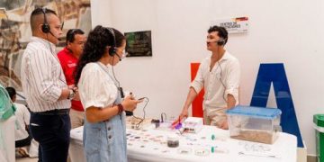Uniatlántico implementa tecnología avanzada para estudiantes con discapacidad auditiva