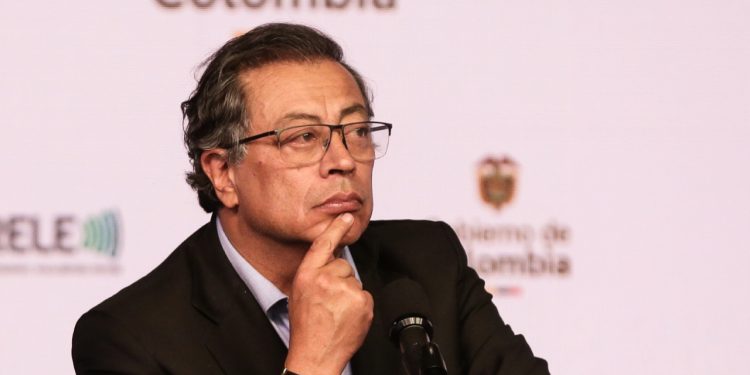 Petro advierte que el Gobierno no tiene recursos para enfrentar la crisis climática