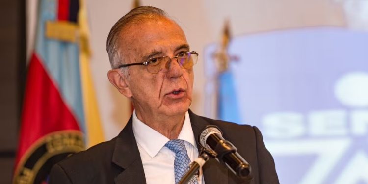MinDefensa sugiere reorganización en FF.MM. es para “incrementar capacidad”
