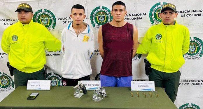 Capturan en el barrio ‘La Gloria’ a alias ‘Gabrielito’ y alias ‘Danielito’, presuntos sicarios en Barranquilla