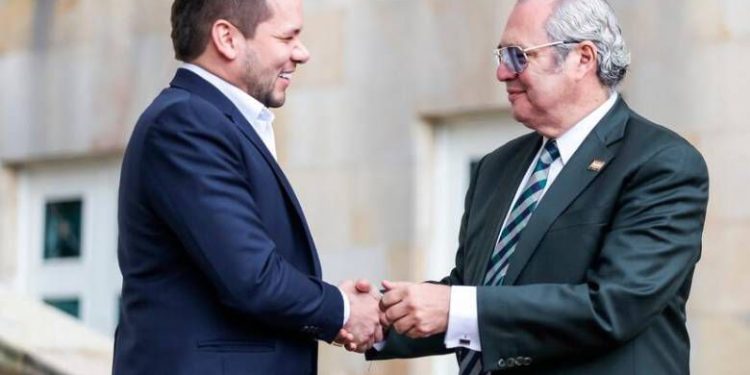 Congresistas Iván Name y Andrés David Calle son investigados por la Sala de Instrucción de la Corte Suprema
