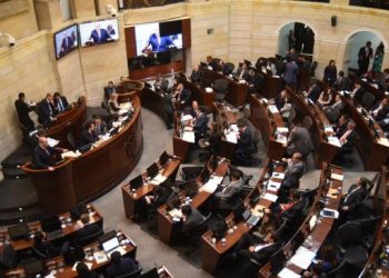 Senado aprobó que congresistas puedan cambiar de partido
