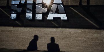 FIFA rinde homenaje a Pedro Sarmiento con emotiva carta