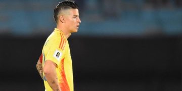 James Rodríguez sufre molestias y pone en duda su presencia ante Ecuador