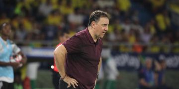 “No pudimos llegar ni siquiera al empate, la actitud estuvo”: Néstor Lorenzo