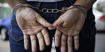35 años de prisión para hombre que por cinco años abusó de la hija de su expareja