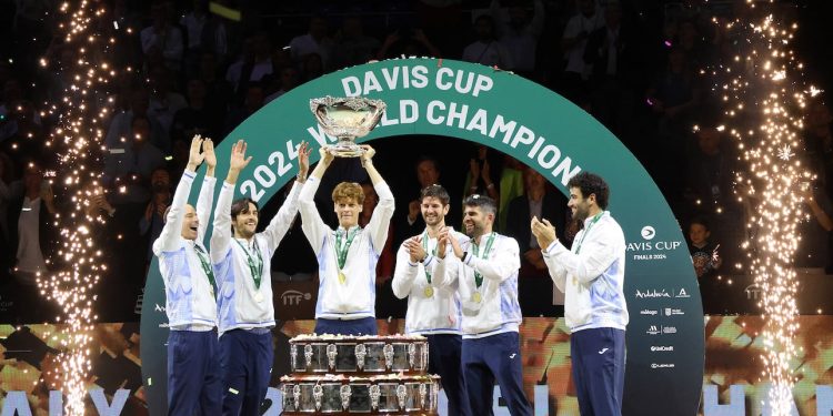 Italia domina el tenis con un doblete histórico: Copa Davis y Billie Jean King Cup