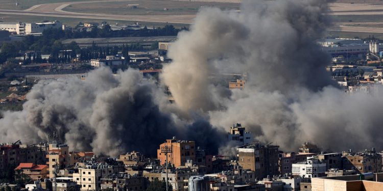 Fuego israelí asesinó a 35 palestinos y dejó más de 100 heridos