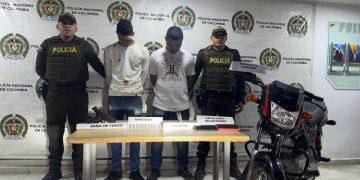 Caen 2 hombres en Ciénaga por porte ilegal de armas de fuego en intensa persecución