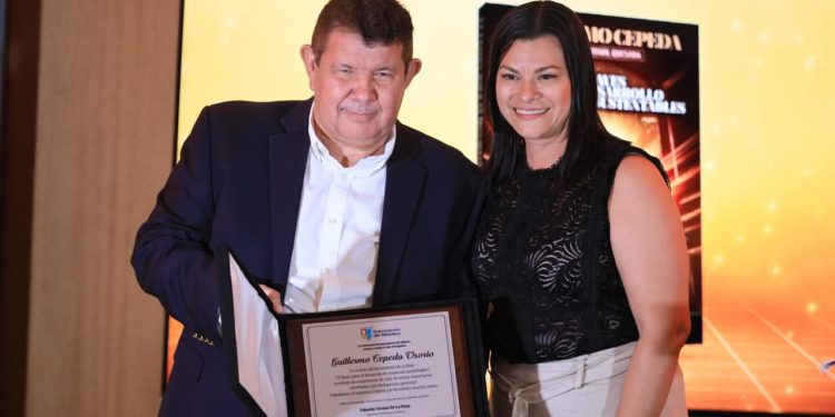 Gobernación del Atlántico hace reconocimiento a trayectoria del empresario Guillermo Cepeda Osorio