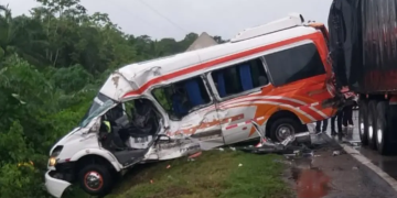 Accidente entre Lizama y La Vizcaina, cerca a Barrancabermeja, deja varios heridos