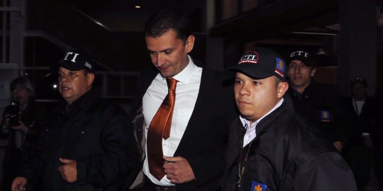 Emilio Tapia acepta responsabilidad en escándalo de Centros Poblados y promete devolver $5.000 millones