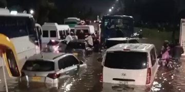 Aguacero provocó inundaciones y colapso en las vías de Bogotá
