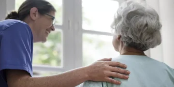 “Para mi darles un poco más de vida a pesar de sus condiciones es completamente satisfactorio”: Marbel Blanco, enfermera geriátrica
