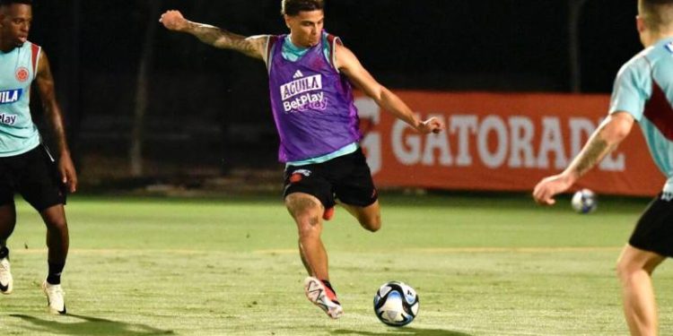 Colombia intensifica su preparación para enfrentar a Uruguay en Montevideo