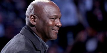 Michael Jordan niega haber pedido el voto a favor de Donald Trump